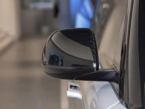 2025�� 3.0 L6 400PS �����ӳ���