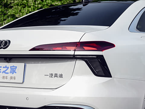 2026�� 2.0T quattro ������