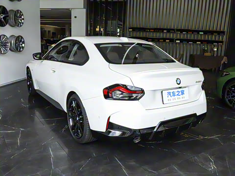 2025�� 225i M�˶���ҹ��װ