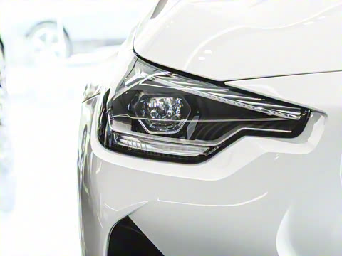 2025�� 225i M�˶���ҹ��װ