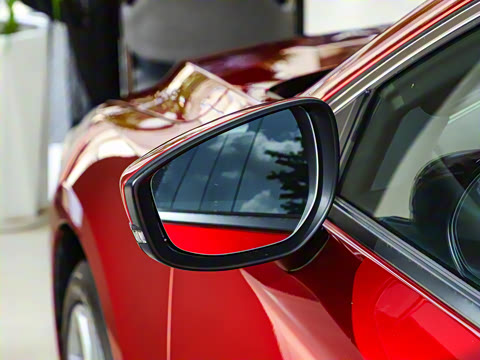 2025�� 2.0L �Զ����Ű�