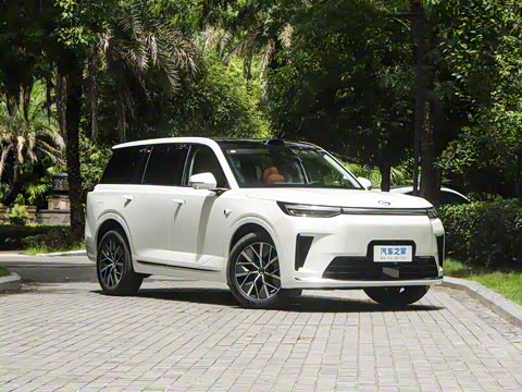 2025�� Ǭ�� UItra 6��