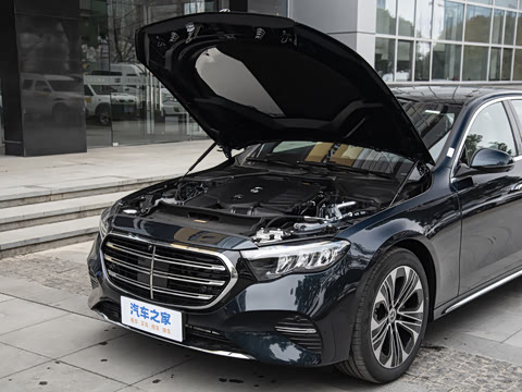 2026�� E 300 L ������