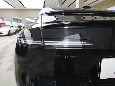 2025�� Elite�����