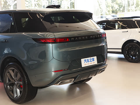 2025�� 400PS Dynamic SE