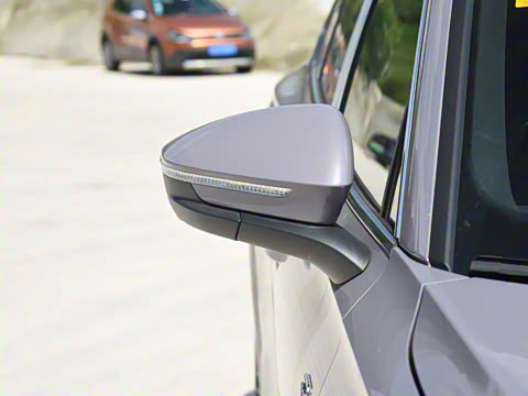 2025�� PRO 380TSI ���� R-Line �����