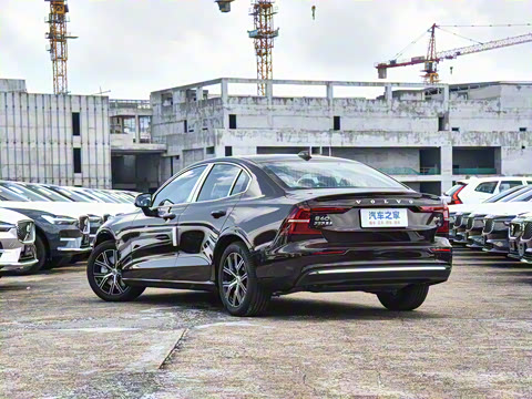 2026�� B4 ���ݺ�����