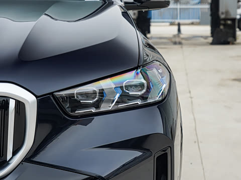 2026�� �Ŀ� xDrive 40Li M�˶���ҹ��װ