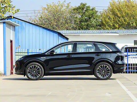 2025�� ���� Pro