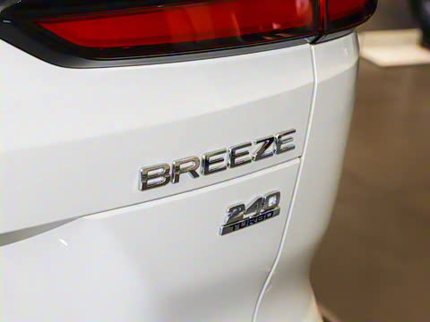 2025�� 240TURBO ���������� 7��