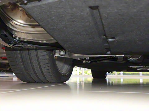 2026�� 4.0T V8 Mulliner