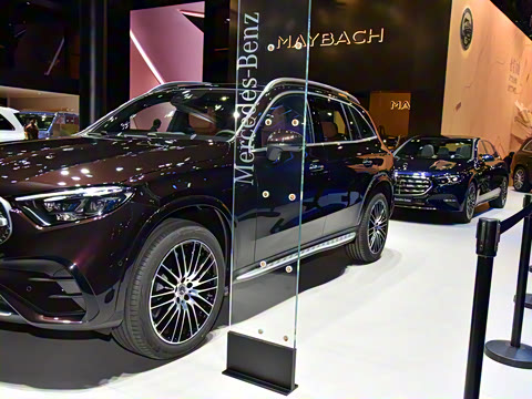 2026�� GLC 300 L 4MATIC ������