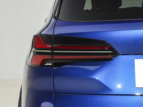 2024�� X5 M ������