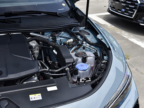 2026�� TFSI quattro 200kW �콢��