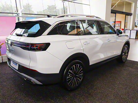 2025��  330TSI ����Ѳ�� ������