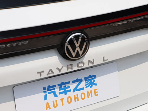 2026�� ̽��L 330TSI ������Ӣ
