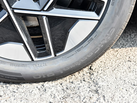 2025�� �Ŀ� ����Max