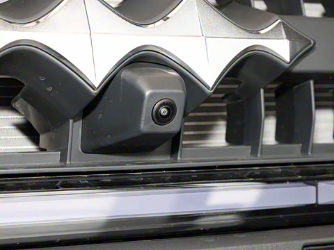 2025�� 210KM ����Ultra��