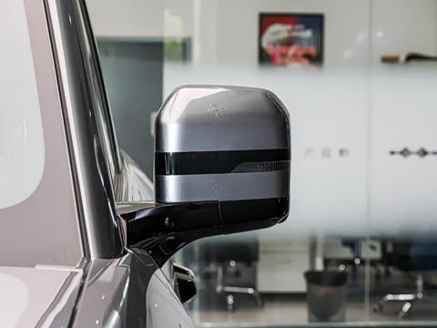 2025�� 210KM ����Ultra��