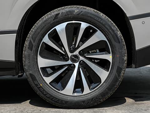 2026�� EV  605�캽��