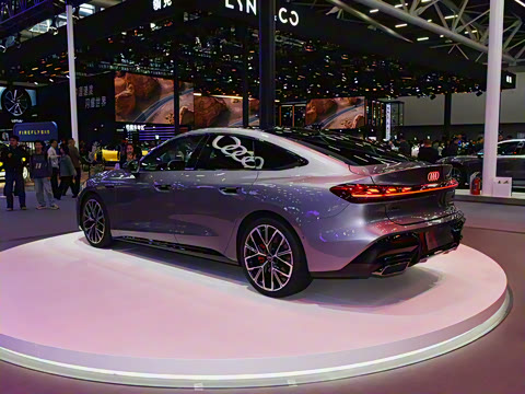 2026�� TFSI quattro 200kW �콢������