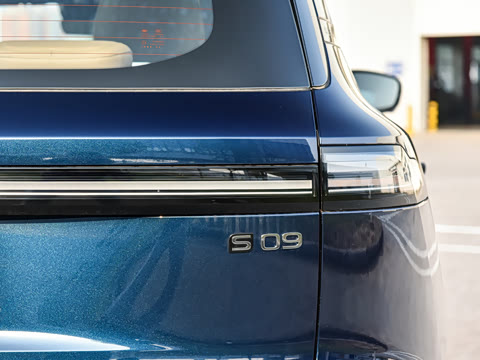 2025�� ����Ultra+