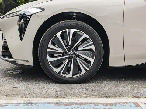 2025�� ������