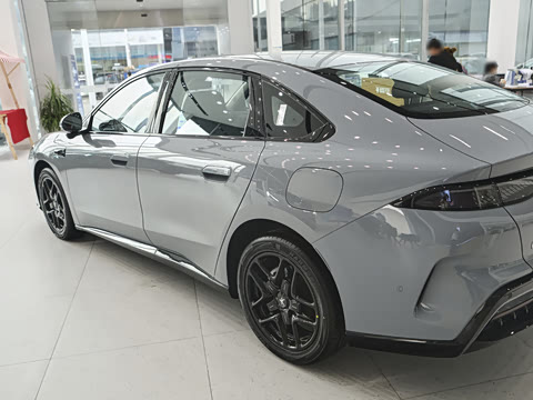 2026�� 560MAX