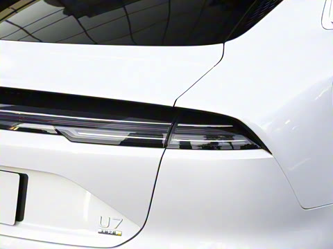 2025 PHEV 