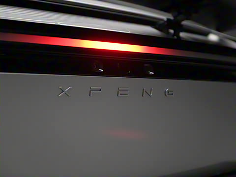 2025�� 750 ���������� Ultra