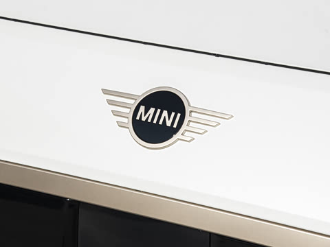 2025�� SE ������