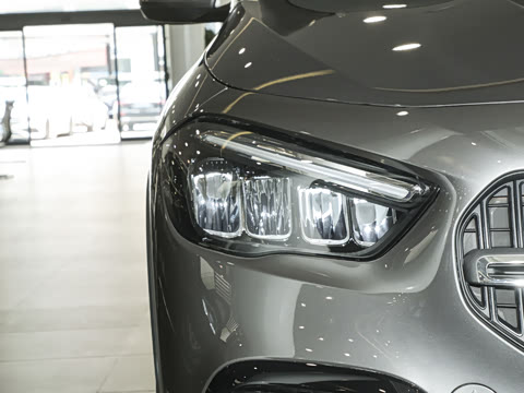 2025�� �Ŀ� GLA 220