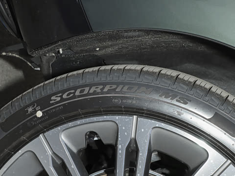 2026�� 3.0 L6 400PS AB�����