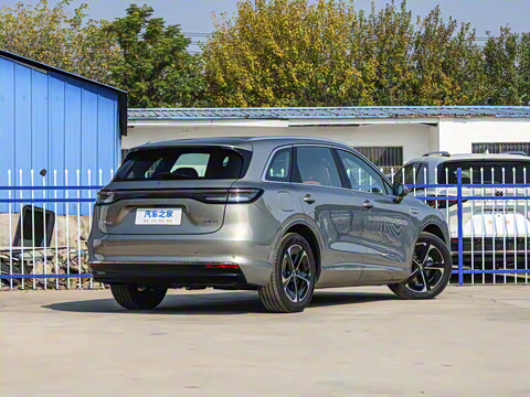 2025�� ���� Pro