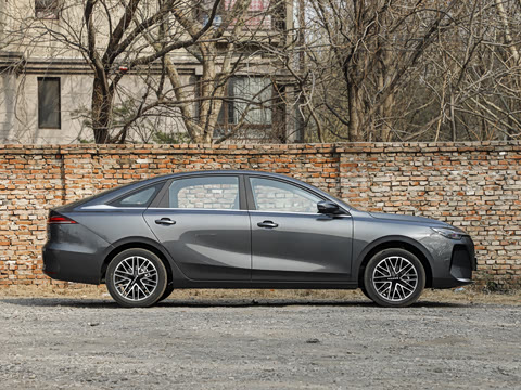 2026�� 1.5L ���ð�