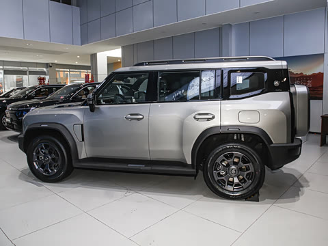 2026�� 2.0TD XWD ����