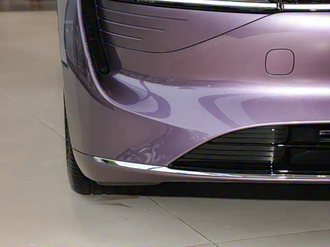 2025�� 703km Ultra�˶���