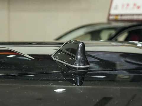 2026�� 2.0L ����������