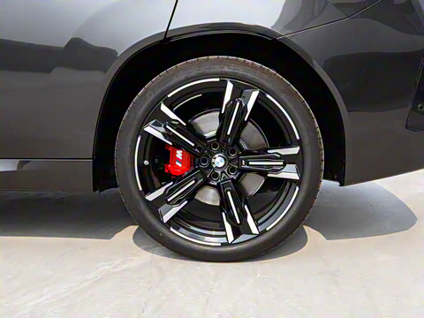 2025�� M50 xDrive