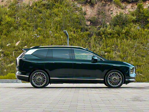 2025�� �Ŀ� 350 Max���������״��