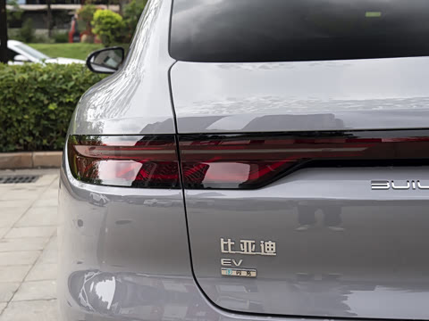 2026�� EV �Ǽݰ� 705KM���������