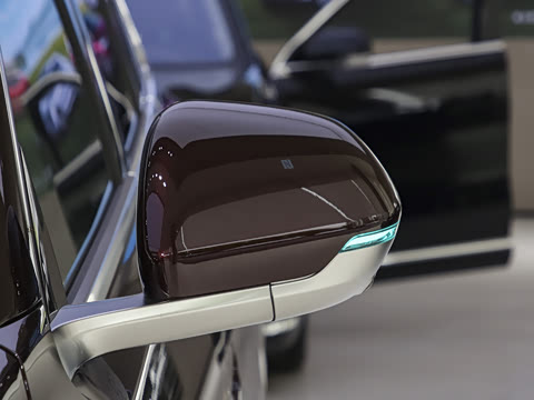 2025�� ���� Ultra�� 53.4kWh 6���� (896�߼����״