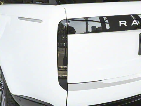 2025�� 3.0 L6 400PS �����ӳ���