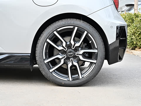 2026�� 463km COOPER SE ������