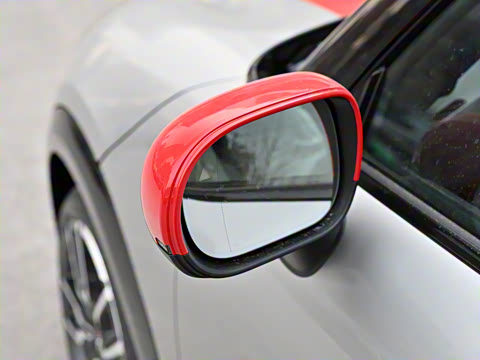 2025�� JOHN COOPER WORKS CABRIO