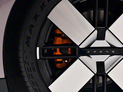 2025�� 750 ���������� Ultra