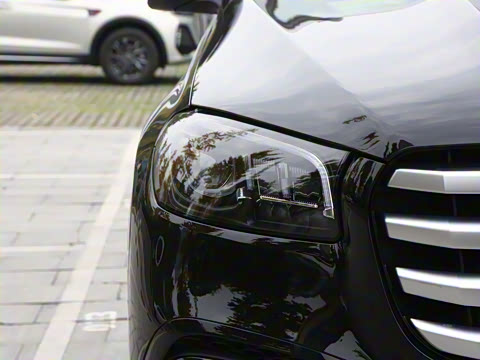 2026�� GLS 450 4MATIC ������