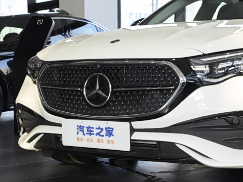 2026�� E 300 �������˶���