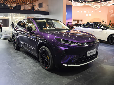 2026�� ���� 715 ULTRAǬ����