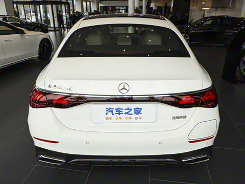 2024�� E 350 e L ���ʽ��϶����˶��γ�